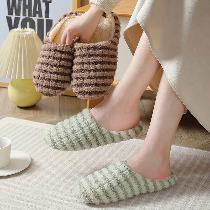 おしゃれな和風の春、秋、冬用カップル向け静音ソフトソールホー - Winter Clothing Material のレビューと価格
